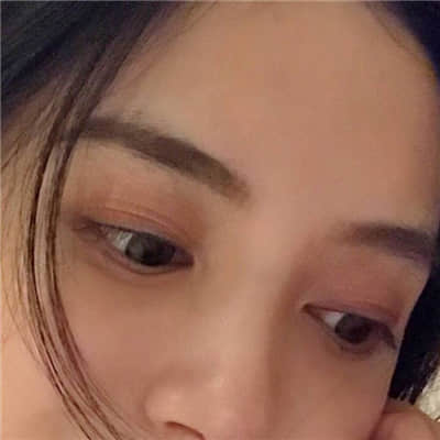 女生